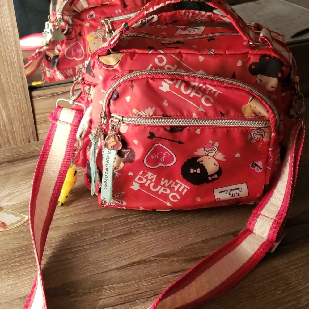 Handbag